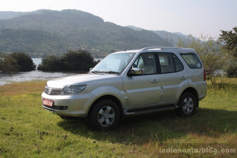 Tata Safari Storme front left quarter