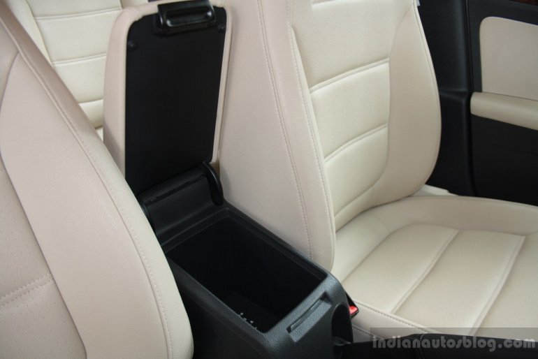 VW JEtta TSI Storage compartment