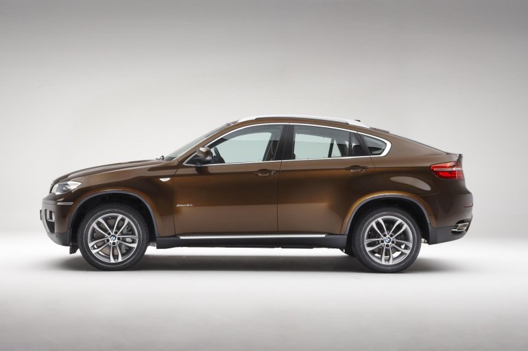 BMW X6 facelift side view