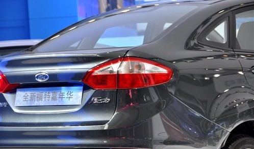 Facelifted Ford Fiesta rear