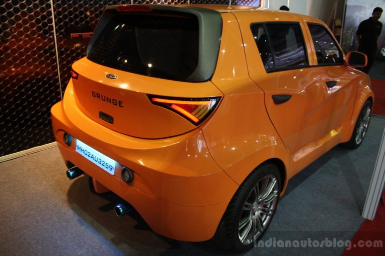 Ferrite Motors Suzuki Swift Grunge rear