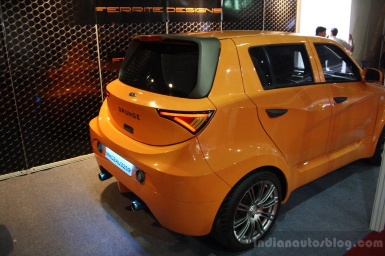 Ferrite Motors Suzuki Swift Grunge wheels and bumpers