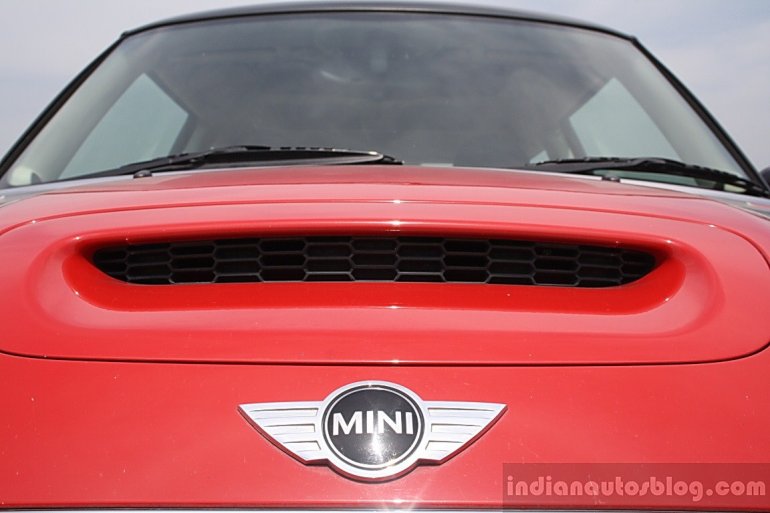 Mini Cooper S hood scoop