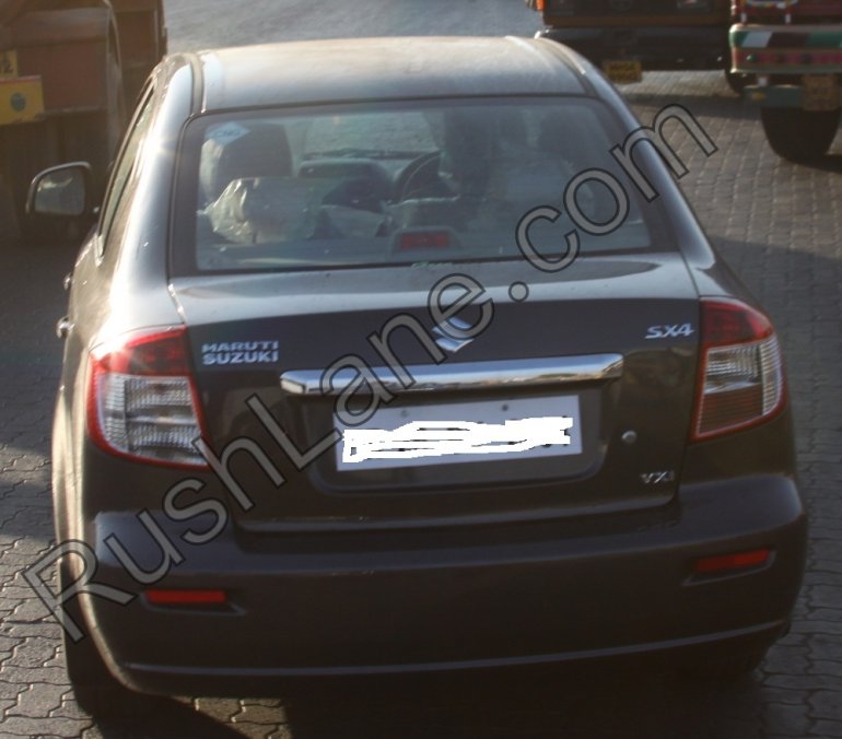 2013-Maruti-Suzuki-SX4-sedan-testing-in-Pune-rear
