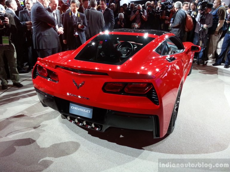 2014 Chevrolet Corvette live image rear three quarter