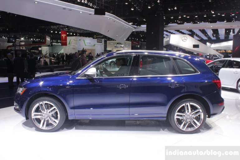 Audi SQ5 TFSI at NAIAS 2013 (3)