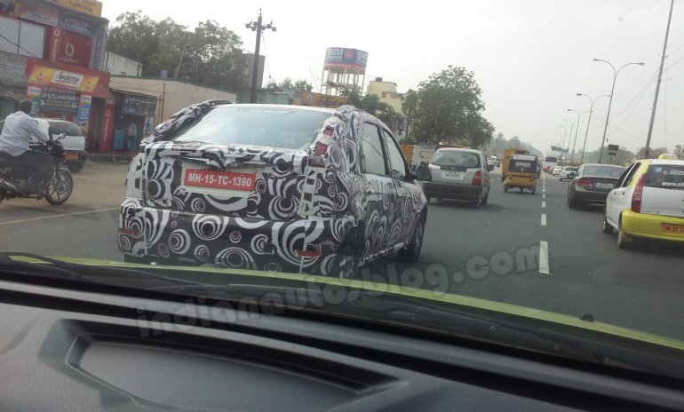 Mahindra Verito CS sub-4m rear three quarters