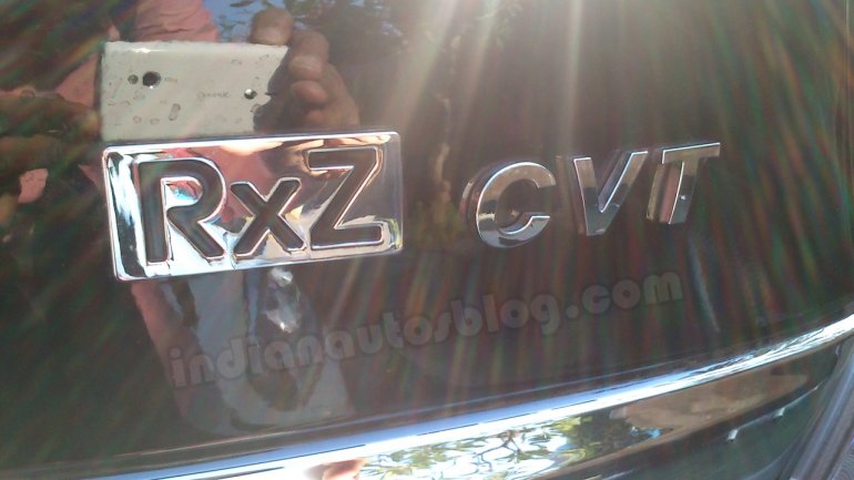 Renault Scala AT bootlid badge