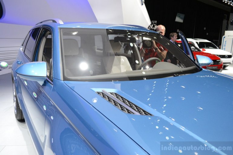 VW CrossBlue Concept at NAIAS 2013 (4)