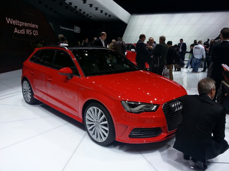 2013 Audi A3 ETRON side