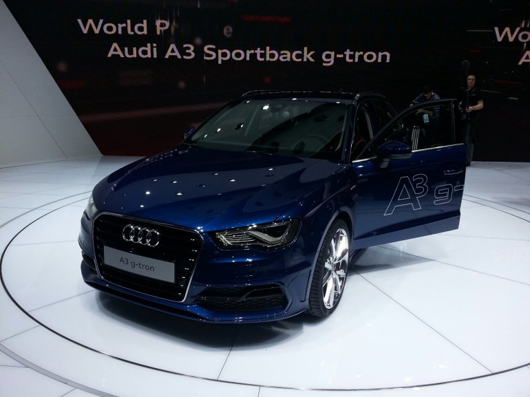 2013 Audi A3 GTRON side