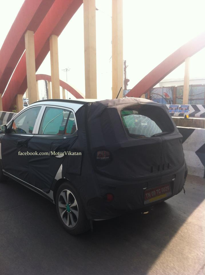 2014 Hyundai i10 spied in India side