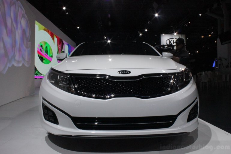 2014 Kia Optima front fascia
