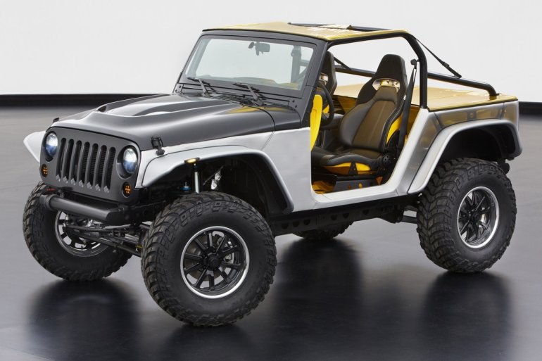 Jeep Wrangler Stitch front