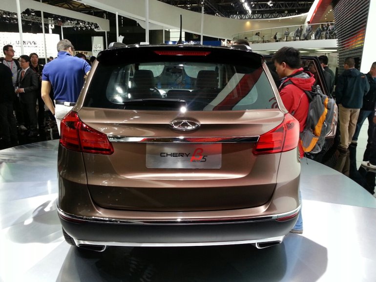 Chery Beta 5 concept rear at the 2013 Auto Shanghai