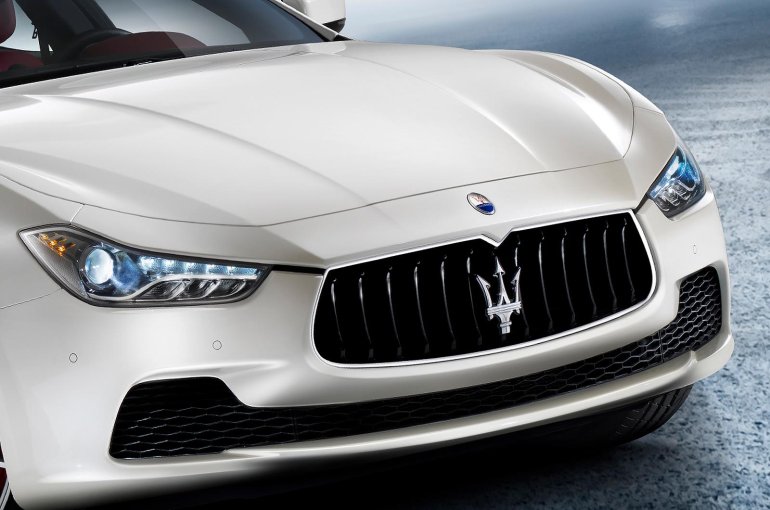 2014 Maserati Ghibli front fascia