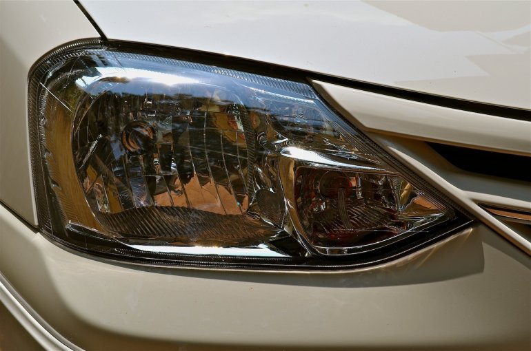 Redesigned front head lamp on refreshed Toyota Liva