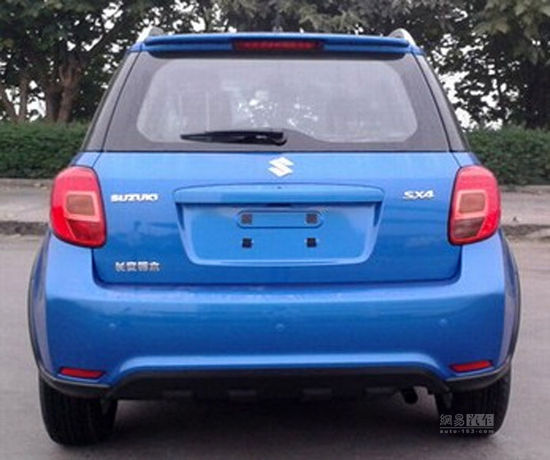 Suzuki SX4 China facelift rear