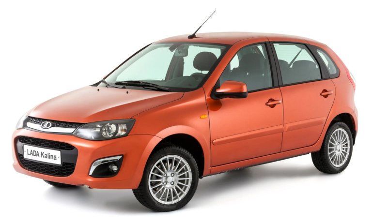2013 Lada Kalina front three quarters