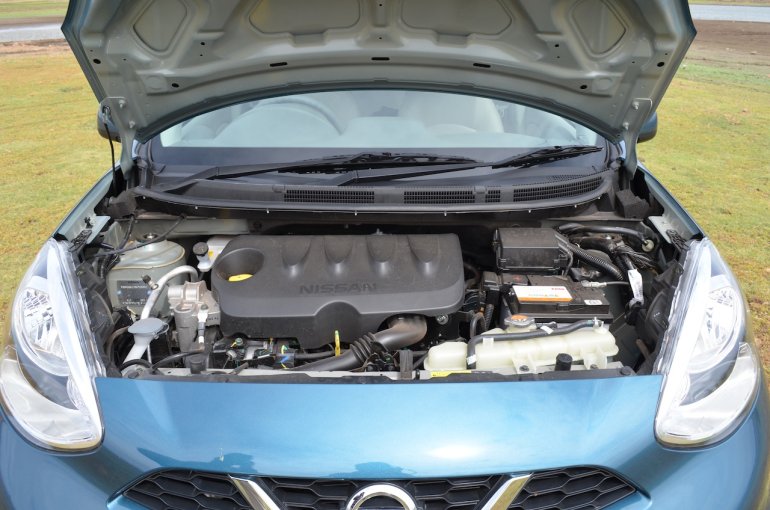 2013 Nissan Micra front