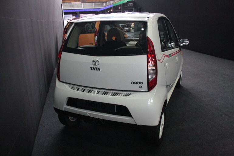 2013 Tata Nano Peach bodykit rear