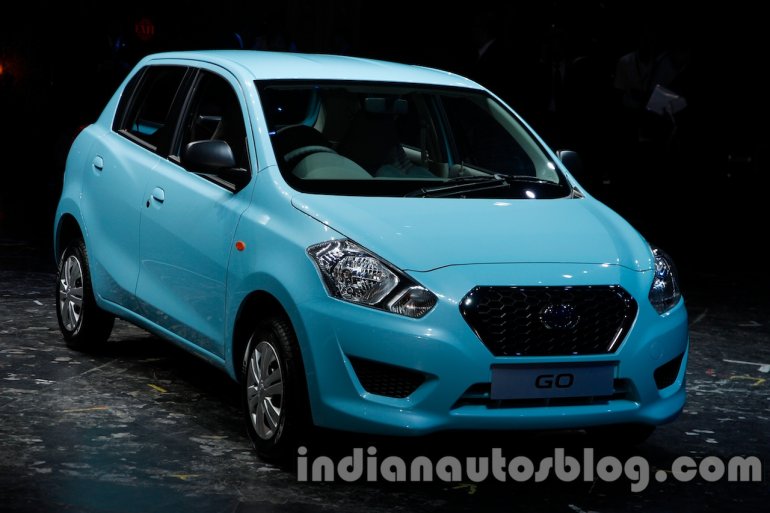 Datsun Go front three quarter angle