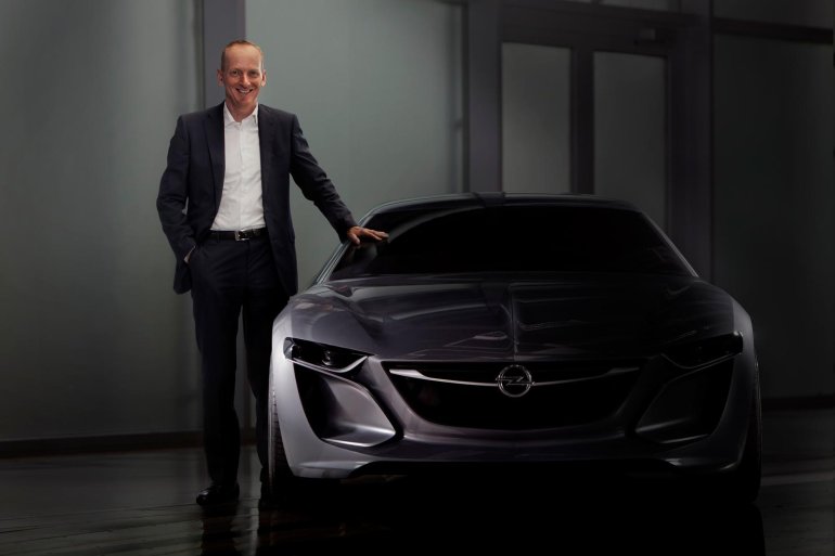 Opel Vauxhall Monza concept front