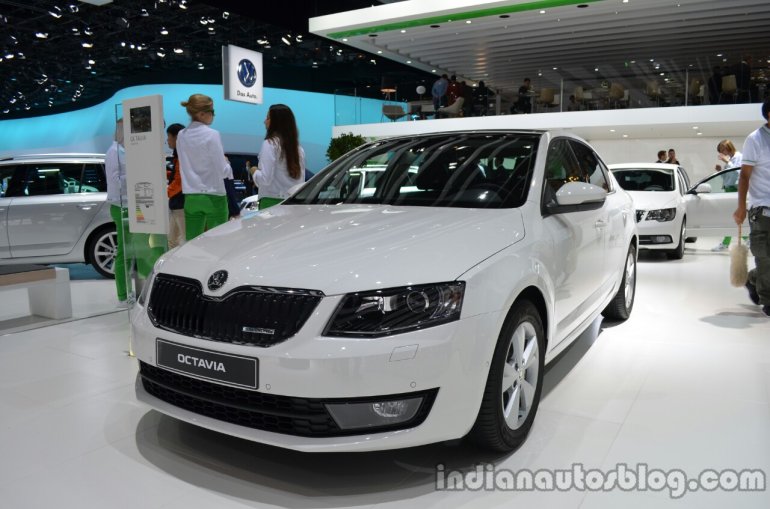 Front three quarter of the 2014 Skoda Octavia GreenLine