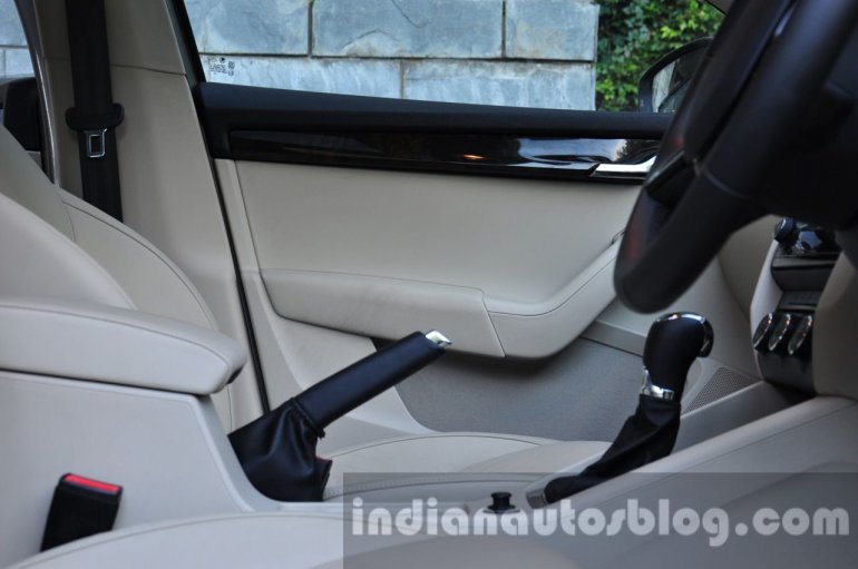 Skoda Octavia front seats