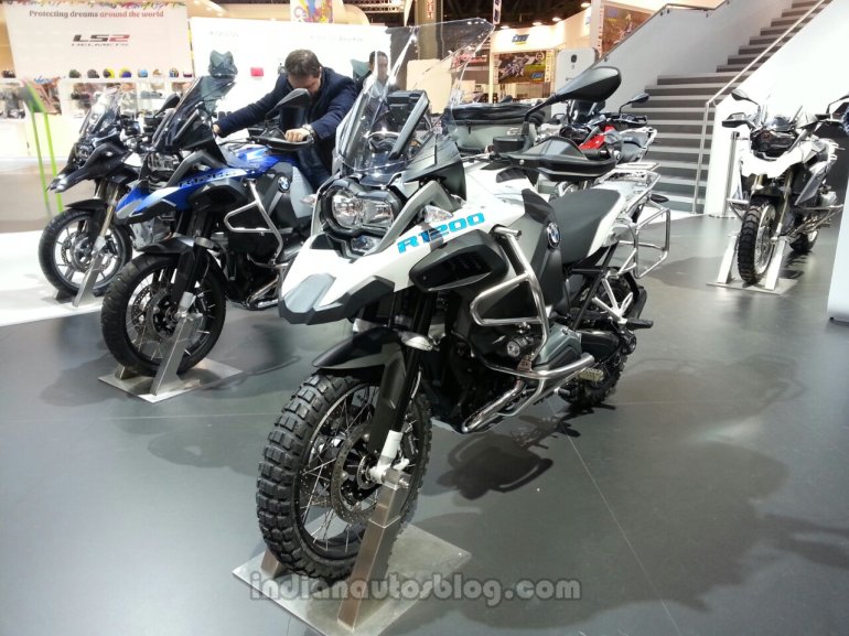 2014 BMW R 1200 GS Adventure front three quarters
