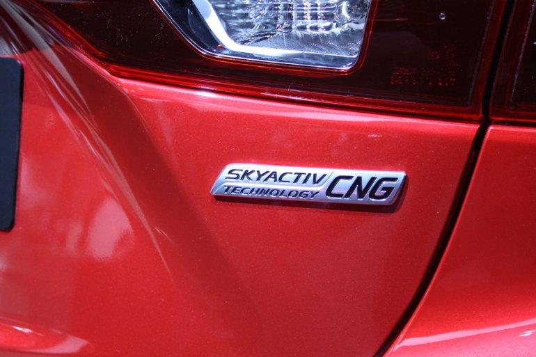 Mazda3 SKYACTIV-CNG badge