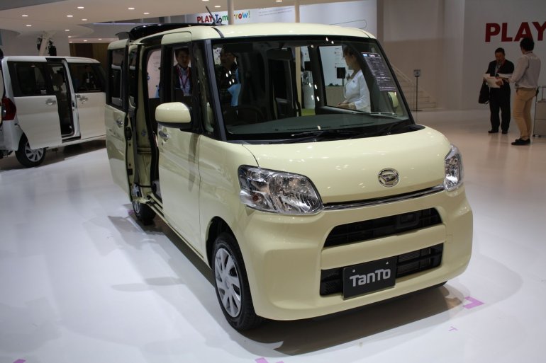 Daihatsu tanto 2013