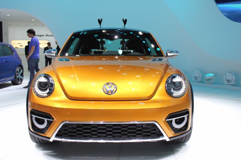 2014 VW Beetle Dune Concept at 2014 NAIAS