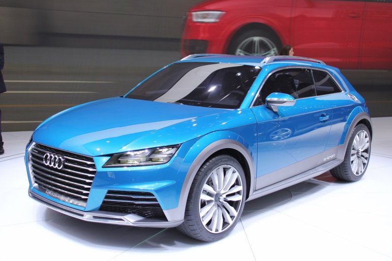 Audi Allroad Shooting Brake Concept at 2014 NAIAS front quarter