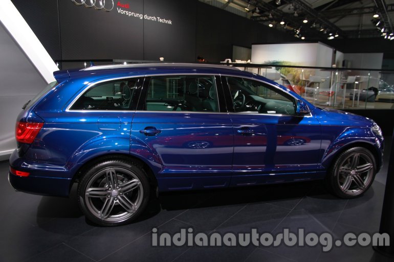 Audi Q7 special edition Auto Expo side profile