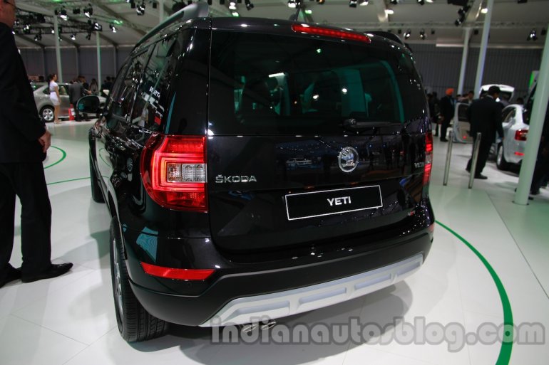Skoda Yeti facelift rear three quarters at Auto Expo 2014