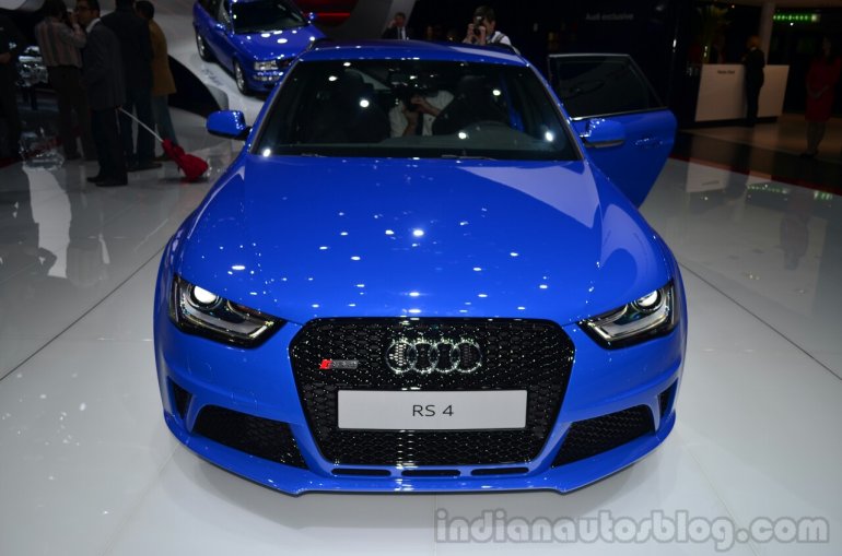 Audi RS4 Avant Nagaro nose - Geneva Live