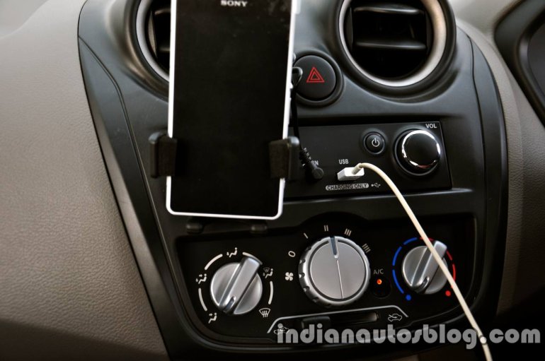 Datsun Go review charging port