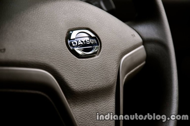 Datsun Go review steering
