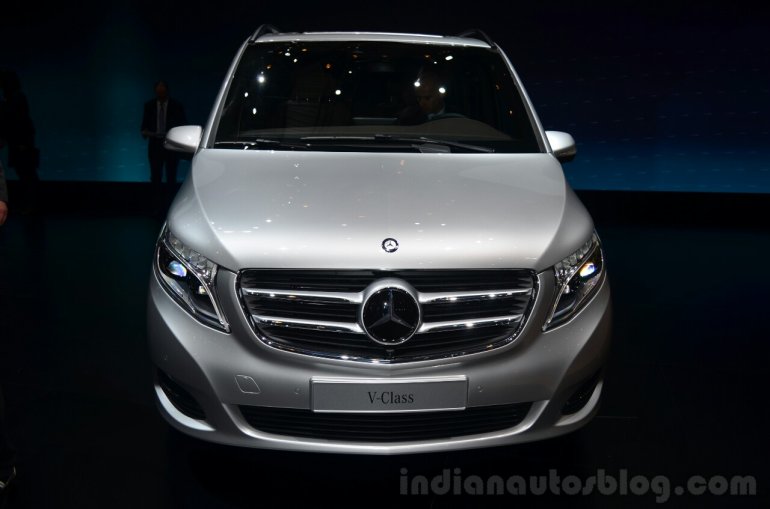 Mercedes-Benz V-Class nose - Geneva Live
