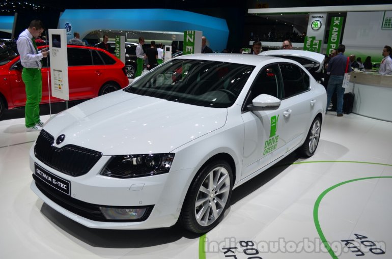 Skoda Octavia G-TEC front three quarter - Geneva Live