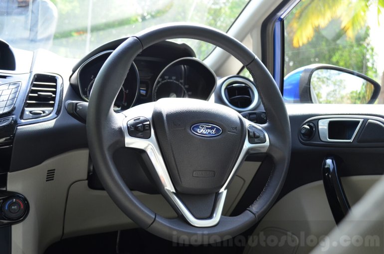 2014 Ford Fiesta Facelift Review steering