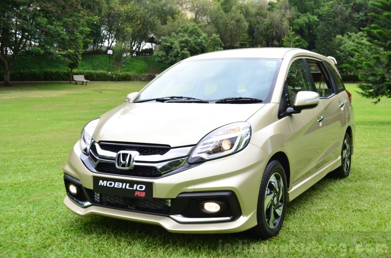 61 images of the India spec Honda Mobilio RS 