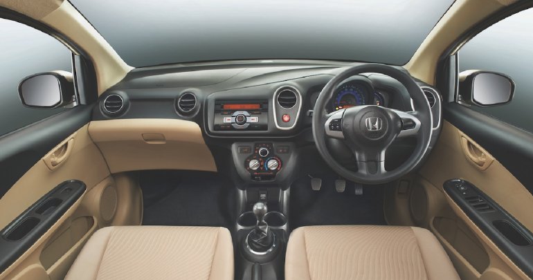 Honda Mobilio won't get AVN, wood panel, reverse camera