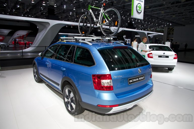 2015 Skoda Octavia Scout rear three quarter at the 2014 Moscow Motor Show