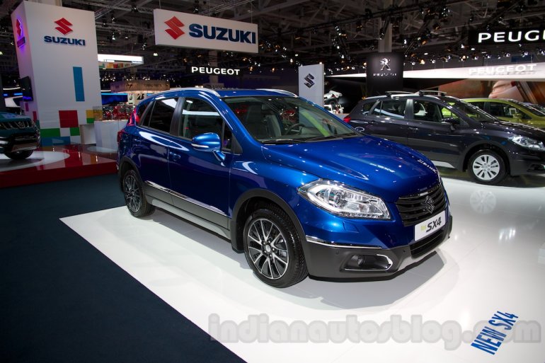 New Suzuki SX4 at the 2014 Moscow Motor Show front quarters