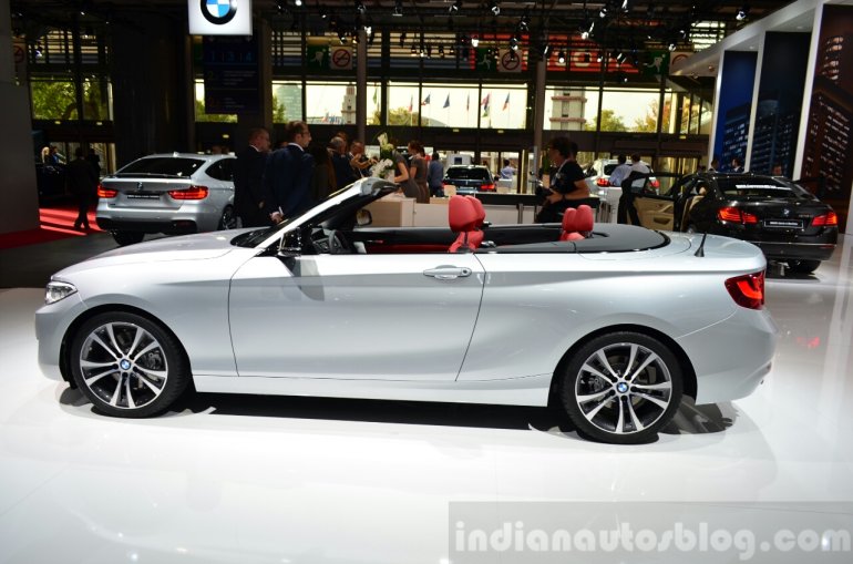 BMW 2 Series Convertible side at the 2014 Paris Motor Show