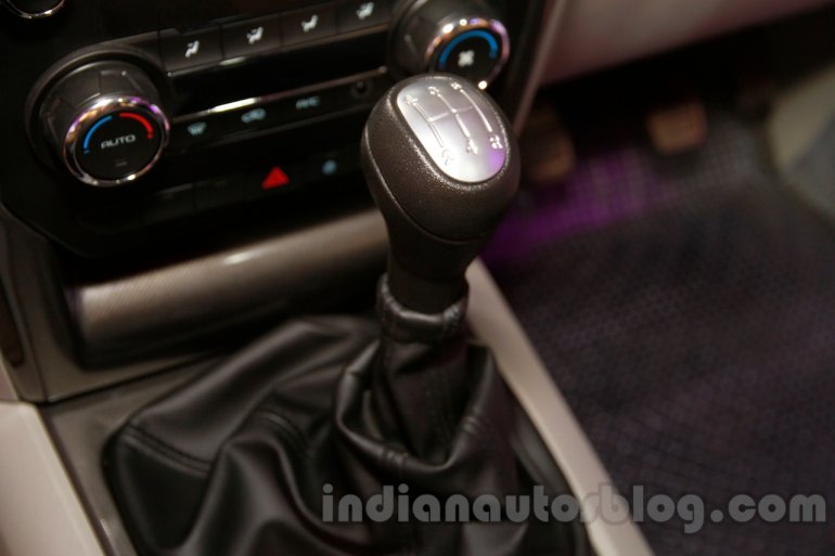 mahindra scorpio central locking system