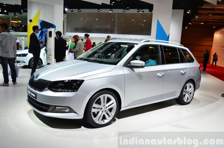 2015 Skoda Fabia Combi front three quarters at the 2014 Paris Motor Show