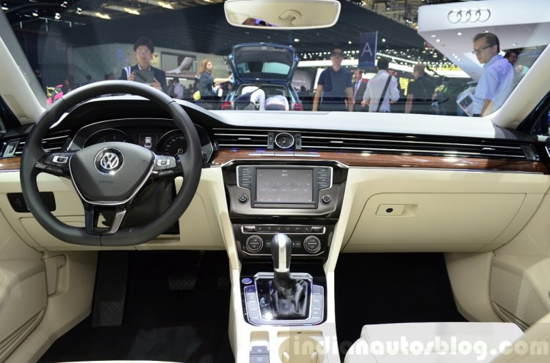2015 VW Passat dashboard at the 2014 Paris Motor Show